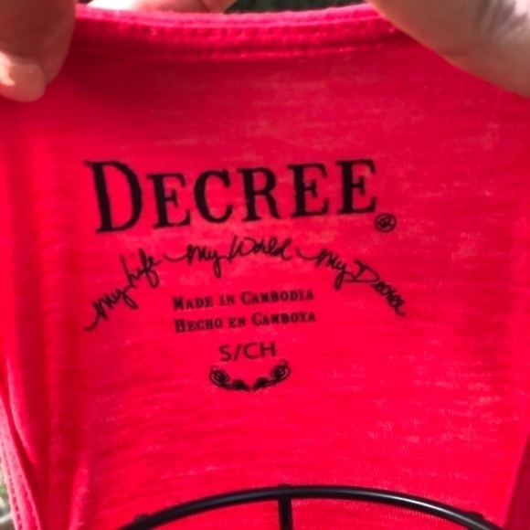 Decree Sleeveless Open V-neck Tank Top Small - Picture 3 of 4